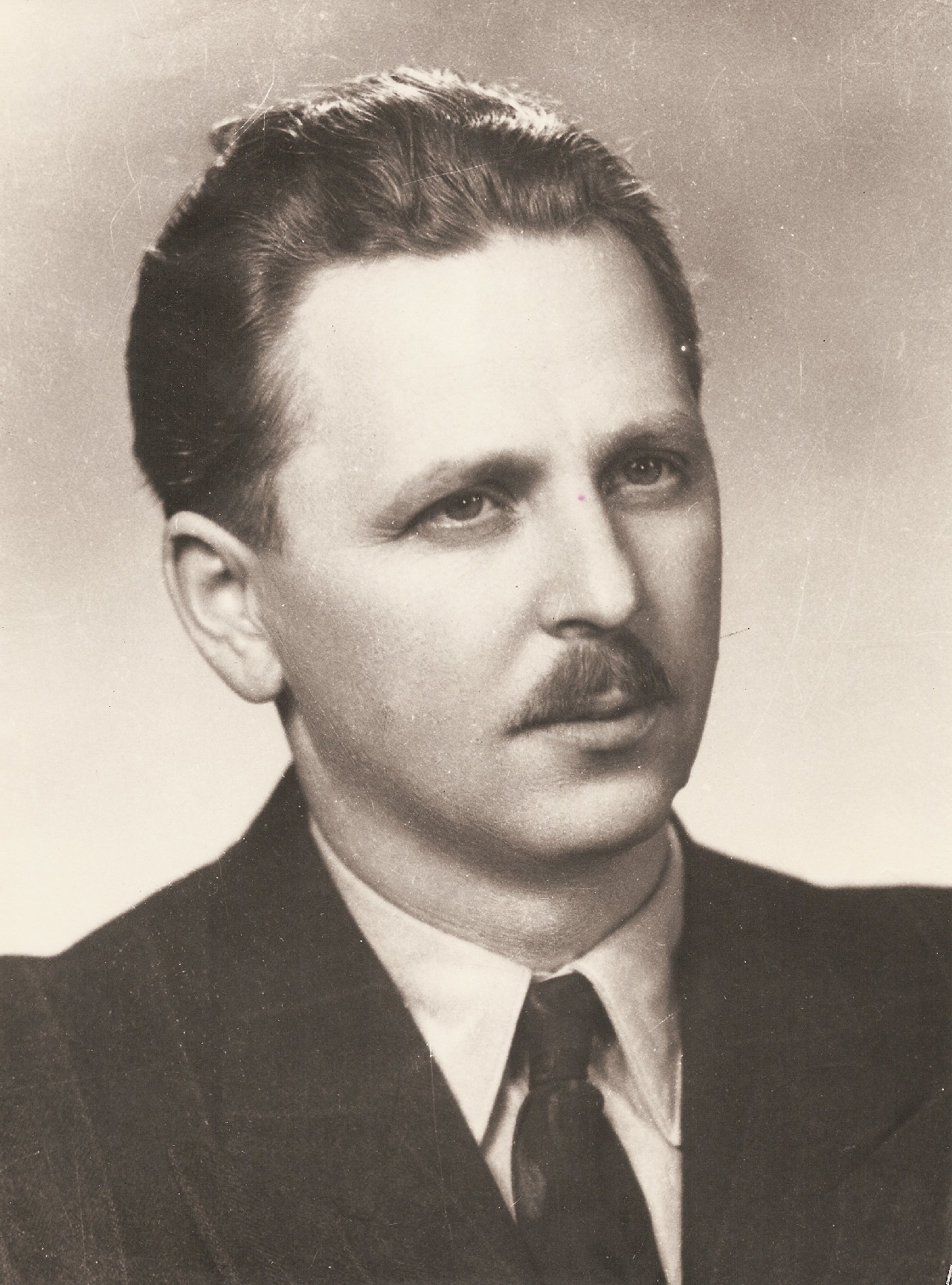 11-Joppa.Gyula ,1948. mézeskalácsos és gyertyaöntő mester-1950